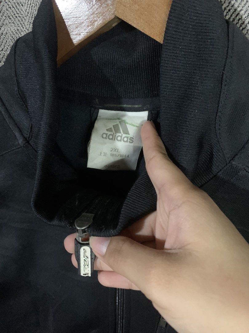 Adidas track jacket zip up (Category: Coats, Jackets and Outerwear) located in Paranaque City. Submitted by thrift_in_the_hoods (Listing ID 1462650488, Image 3). Description: Dimes: 24x28.5 Size: XL Issue: None.