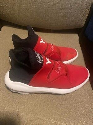 Adidas Y3 Suberou (Category: Sneakers) located in Paranaque City. Submitted by calm_youngstore7 (Listing ID 1462549010, Image 2). Description: Bold red-and-black Adidas Y-3 Suberou "Chili Pepper" sneakers, highlighted by a distinctive wide forefoot strap and a crisp white midsole. adidas Y-3 Suberou in the "Chili Pepper" Red colorway Designed as part of the ongoing collaboration between adidas and legendary Japanese fashion designer Yohji Yamamot