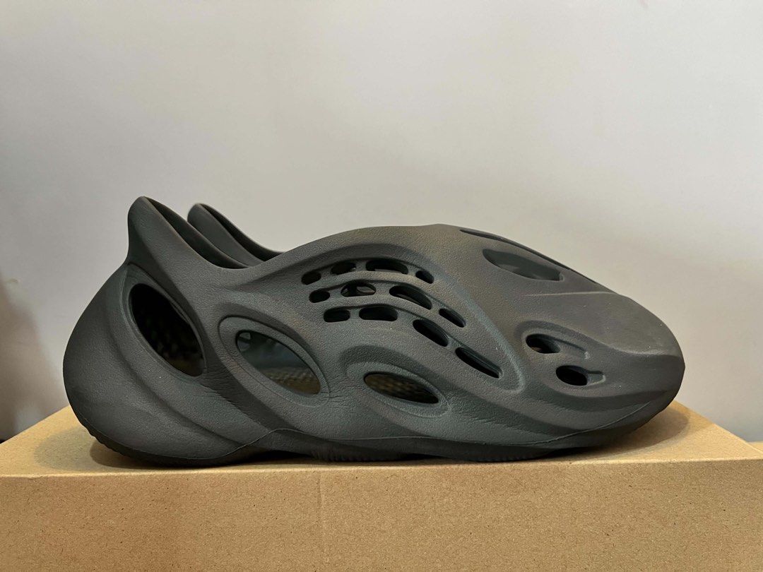 ADIDAS YEEZY FOAM RUNNER CARBON (Category: Sneakers) located in Quezon City. Submitted by shoearchiveph (Listing ID 1462586193, Image 2). Description: FOR SALE! YEEZY FOAM RUNNER CARBON SIZE 10 MENS USED - 9/10 CONDITION ISSUE SLIGHT DRAGS (SEE ATTACHED PICTURE) ₱4,495 ONLY FIXEDN 100% LEGIT/AUTHENTIC PM FOR MORE DETAILS! LOC: QC.