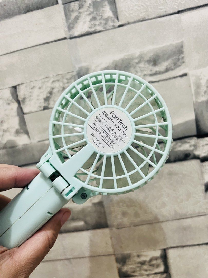 Affordable PortTech handheld portable mini fan 😍👌🏻 (Category: Fans) located in Malolos. Submitted by afford.japan (Listing ID 1462648201, Image 3). Description: Affordable PortTech handheld portable mini fan 😍👌🏻.