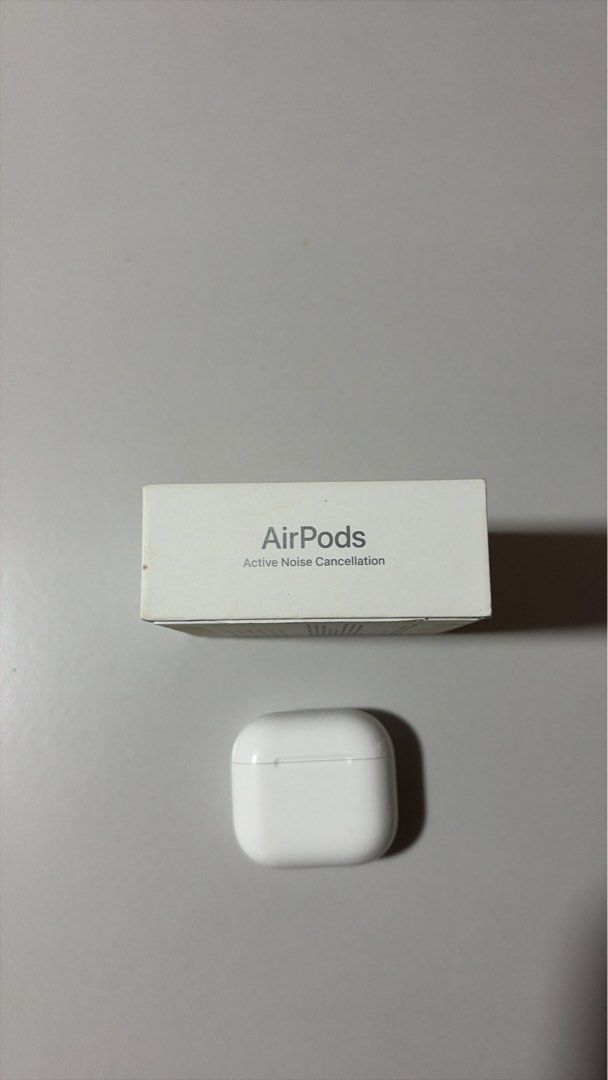 Airpods 4 with Active Noise Cancellation (ANC) (Category: Earphones) located in Manila. Submitted by agraxxx (Listing ID 1462557693, Image 3). Description: For sale Airpods 4 with Active Noise Cancellation CASE AND LEFT AIRPOD ONLY Purchased August 2025 Very good condition. Battery like new, used very seldom only. No dents Rfs: lost right airpod. already purchased new airpods. Meetup: Manila/ Pangasinan area .