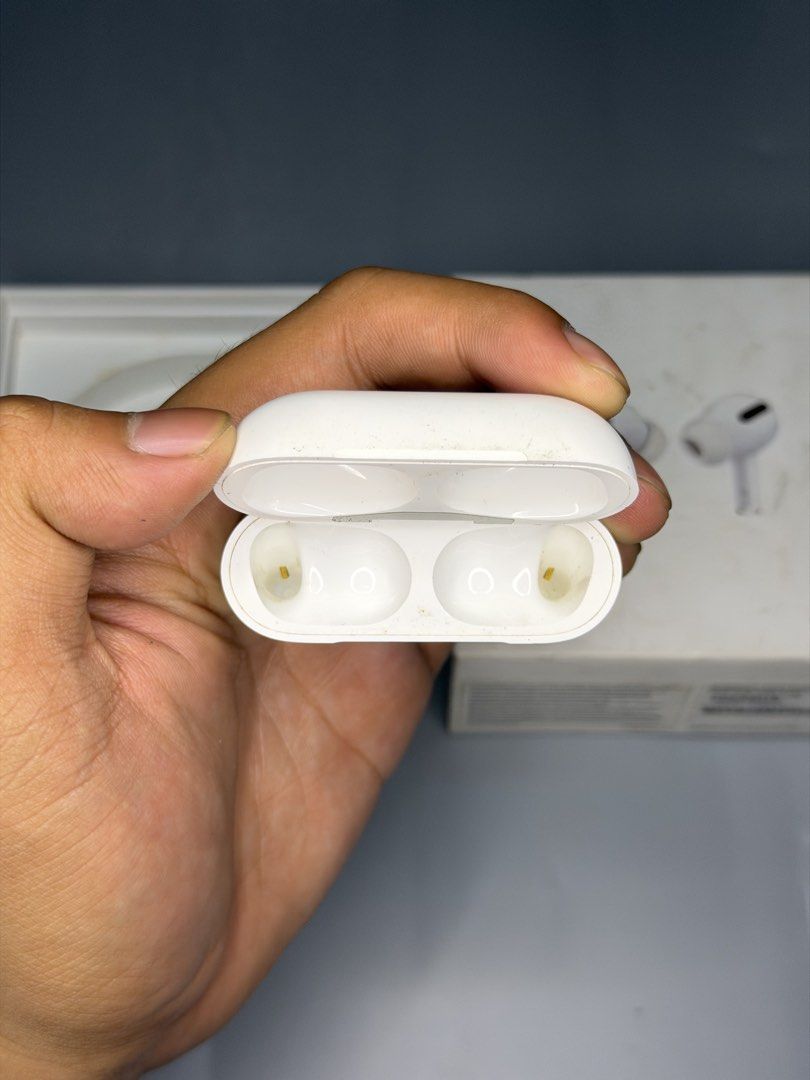 Airpods PRO 1ST GEN - CHARGING CASE ONLY! ( FIXED PRICE ) (Category: Earphones) located in Manila. Submitted by deyb. (Listing ID 1462649875, Image 2). Description: Airpods PRO 1ST GEN CHARGING CASE ONLY! ( FIXED PRICE ) PASS SA BELOW PRICE OFFER TAKE NOTE - FOR ORIGINAL ONLY! QC LOCATION.
