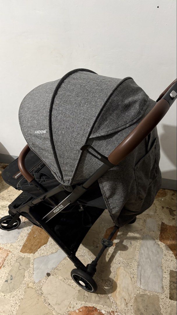 Akeeva Pollux Plus with Carseat (Category: Strollers) located in Manila. Submitted by mavonne (Listing ID 1462576486, Image 3). Description: With carseat. onting linis lang kasi natambak na .