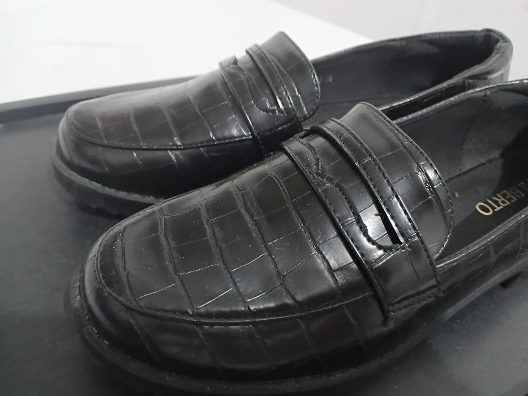 ALBERTO Loafers Size 8 (Category: Loafers) located in Davao. Submitted by all_below_900 (Listing ID 1462619846, Image 2). Description: - Note: Used once. - Original price: ~P2000.