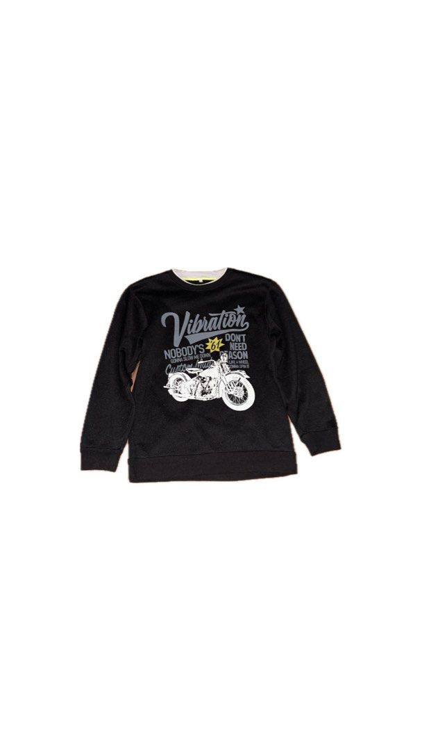 Alternative Black Motorbike Sweater (Category: Coats, Jackets and Outerwear) located in Taguig. Submitted by weidhen (Listing ID 1462565629, Image 1). Description: .