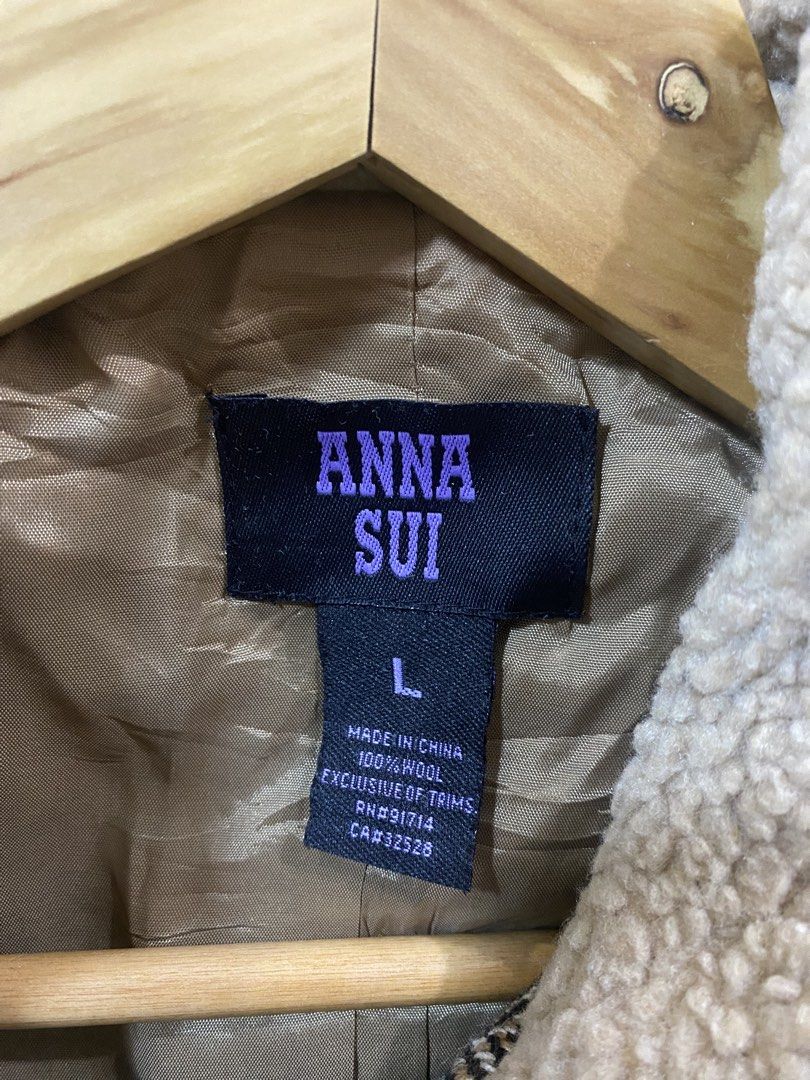 Anna Sui Embroirdered Wool Shearling Jacket (Category: Coats, Jackets and Outerwear) located in Mabalacat. Submitted by calmrabbit.ae2127 (Listing ID 1462517475, Image 3). Description: .