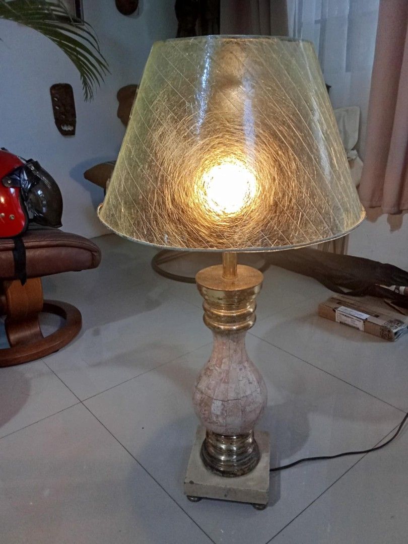 Antique Tessellated Pink Marble and Solid Brass with solid wood base table lamp good working condition 82cm height Php2,800 (Category: Lighting) located in Taytay. Submitted by abeatrice77985 (Listing ID 1462547113, Image 3). Description: Antique Tessellated Pink Marble and Solid Brass with solid wood base table lamp good working condition 82cm height Php2,800.