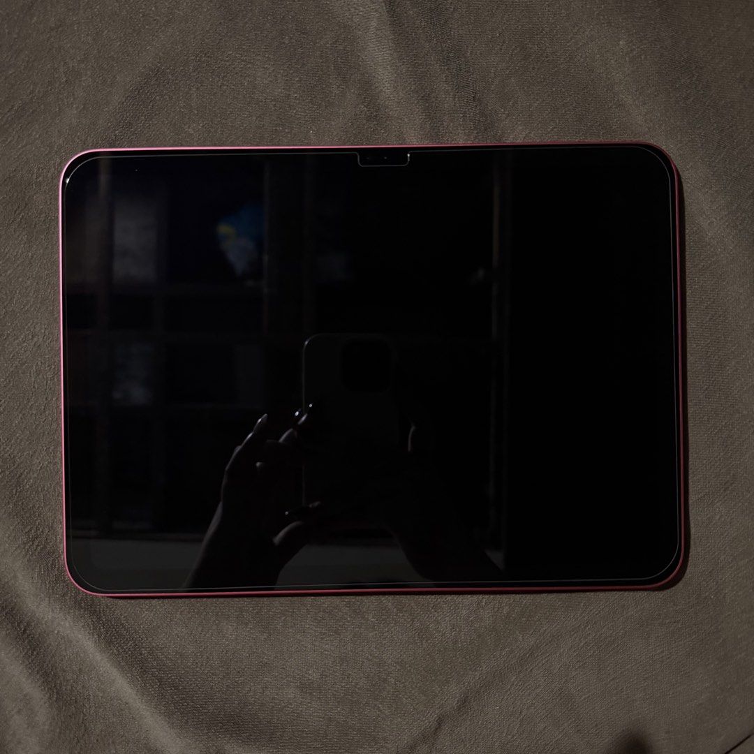 Apple iPad 11th Gen A16 128gb (Wifi) (Category: iPad) located in San Pedro. Submitted by reginegaan_ (Listing ID 1462586291, Image 1). Description: Apple iPad 11th Gen A16 128gb (Wifi) - Original/Legit - Like Brand New Condition (July 2026 lang pinurchase and di masyado ginamit) - 1st owner, alagang alaga. - For sale only. - No swap/trade. - No issues, all working. - All complete package. Inclusions: 1. iPad unit 2. Original Box 3. Original charg