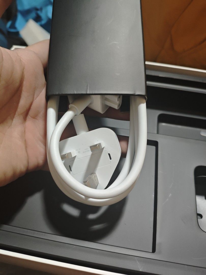 Apple USB-C to MagSafe 3 Cable (Category: Chargers & Cables) located in Manila. Submitted by erumohyouk22623 (Listing ID 1462587766, Image 2). Description: Apple Original MacBook AC Power Cord + UK 3-Pin Duckhead Plug | Genuine Volex Short description For Sale: 1000 Original Apple power accessories for MacBook. ✅ Genuine Apple/Volex ✅ UK Type-G 3-pin plug ✅ 2.5A 250V ✅ Good used condition ✅ Tested/working 📍 Taguig / New Lower Bicutan .