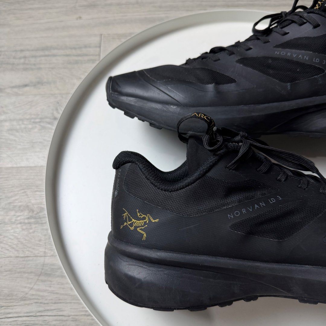 Arcteryx Norvan 3 (Category: Sneakers) located in Manila. Submitted by wornagainstudios2 (Listing ID 1462641619, Image 2). Description: Scratch not hole.