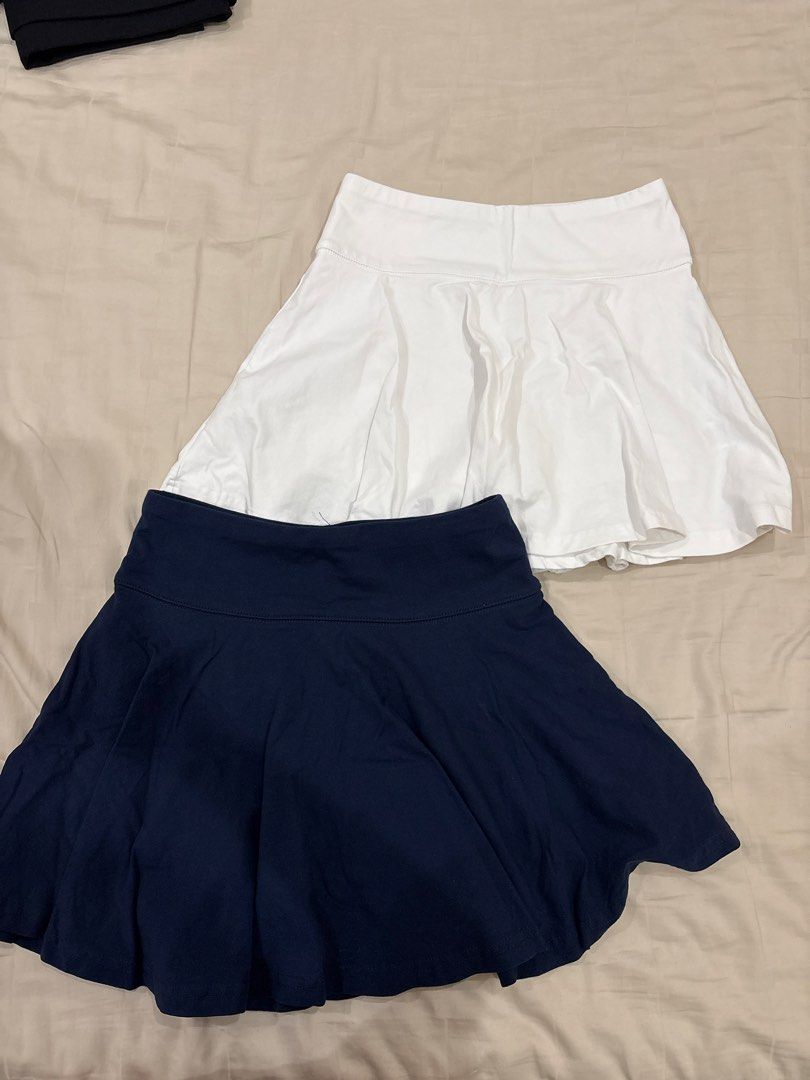 Ardene Basic Skirts (Navy & White) (Category: Skirts) located in Paranaque City. Submitted by kaescloset.18 (Listing ID 1462578269, Image 1). Description: - Set of 2 Arden B. Basic Skirts (Navy Blue & White) - cotton, stretchy material - Elastic waistband for a secure and flexible fit.