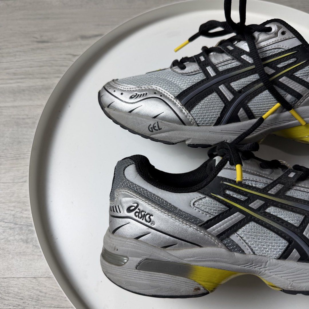 Asics Gel 10-90 (Category: Sneakers) located in Manila. Submitted by wornagainstudios2 (Listing ID 1462644606, Image 2). Description: .