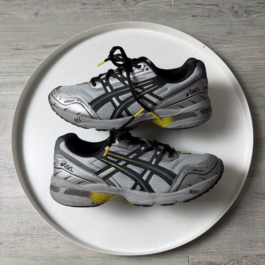 Asics Gel 10-90 (Category: Sneakers) located in Manila. Submitted by wornagainstudios2 (Listing ID 1462644606, Image 1). Description: .