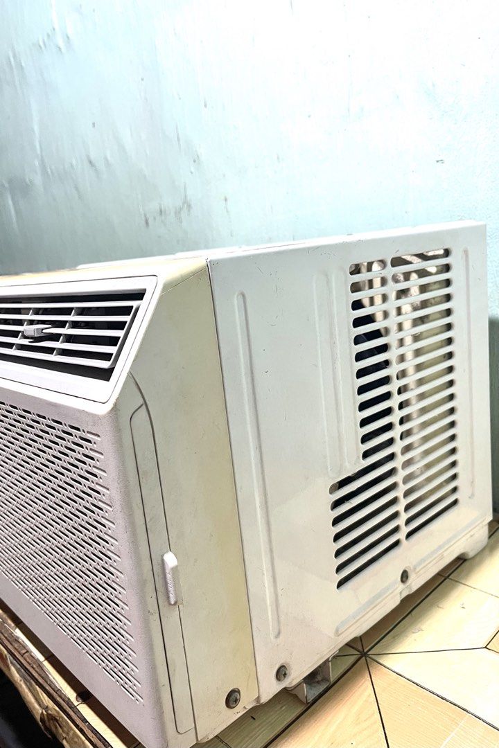 Astron Window Type Air Conditioner TC-LMA50 (Category: Air Conditioning and Heating) located in Manila. Submitted by heyiamcrizz (Listing ID 1462525328, Image 3). Description: .