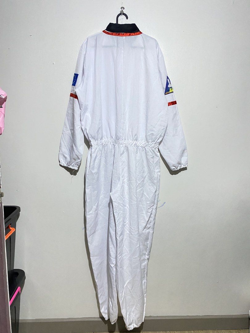 ASTRONAUT CAREER COSTUME 2 (Category: Occasions & Party Supplies) located in La Trinidad. Submitted by snowsnow_18 (Listing ID 1462595063, Image 3). Description: CAREER COSTUME - ASTRONAUT MEDIUM - LARGE ADULT no flaws , washed and ready to wear from for rent collections P850 📩.