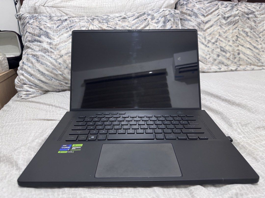 ASUS ROG Zephyrus M16 GU604VI (Category: Laptops & Notebooks) located in Makati City. Submitted by sxperiaz777 (Listing ID 1462641380, Image 2). Description: SRP: 156,000 (2023) Please see picture for the detailed specification. Minor 2 dents on the edge near mouse pad; some part of the rubber near the screen peeled off due to wear and tear. No issue on screen, board, and battery. RFS: seldom used Note: No swap!.