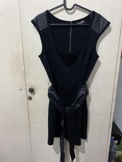 (Category: ) located in . Submitted by katz_closet (Listing ID 1462466621, Image 1). Description: .