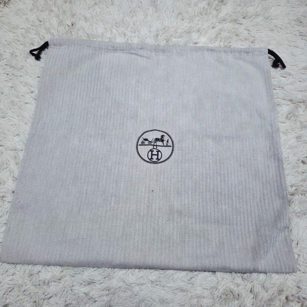 Authentic Hermes Dust Bag 17x18 inches (Category: Luxury Bags & Wallets) located in Manila. Submitted by jfluxury.co (Listing ID 1462649815, Image 2). Description: excellent condition like new no flaws bought in Japan 🇯🇵 💯% Authentic. 😊 Money back guarantee. 😊 Clean and ready to use na.