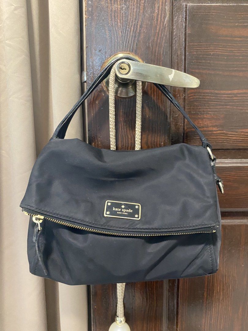 AUTHENTIC KATE SPADE (Category: Cross-body Bags) located in Malolos. Submitted by trt496 (Listing ID 1462519172, Image 1). Description: NEEDS CLEANING NEEDS CLEANING NEEDS CLEANING MESSAGE FOR ADDITIONAL PICS MESSAGE FOR ADDITIONAL PICS WITH ISSUE WITH ISSUE.