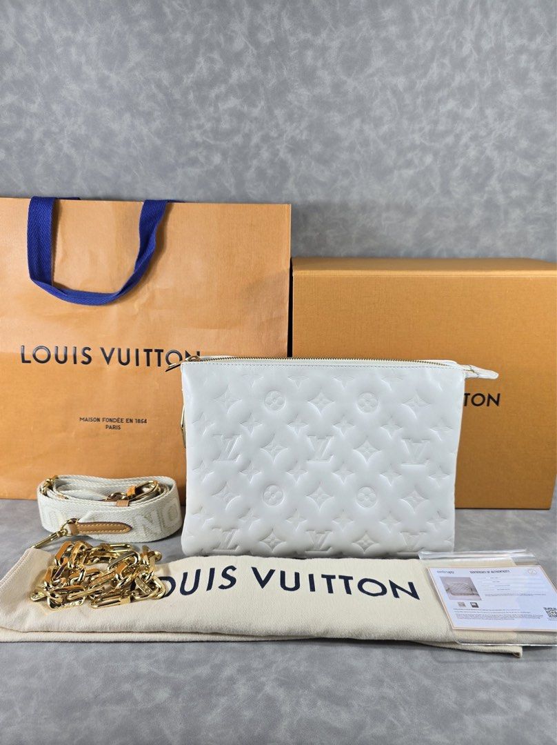 Authentic Louis Vuitton Coussin Cream (Category: Luxury Bags & Wallets) located in Taguig. Submitted by luxchelry (Listing ID 1462584401, Image 1). Description: Coussin Cream (Microchip) ♦️Comes with detachable straps, dustbag, entrupy, box and paperbag ♦️9.5/10 ♦️Any discoloration is due to lighting only. ✨️P89000✨️ 📍Taguig All items are 100% authentic. Money back guarantee if the item is proven fake. Disclaimer: All product names, logos, brand