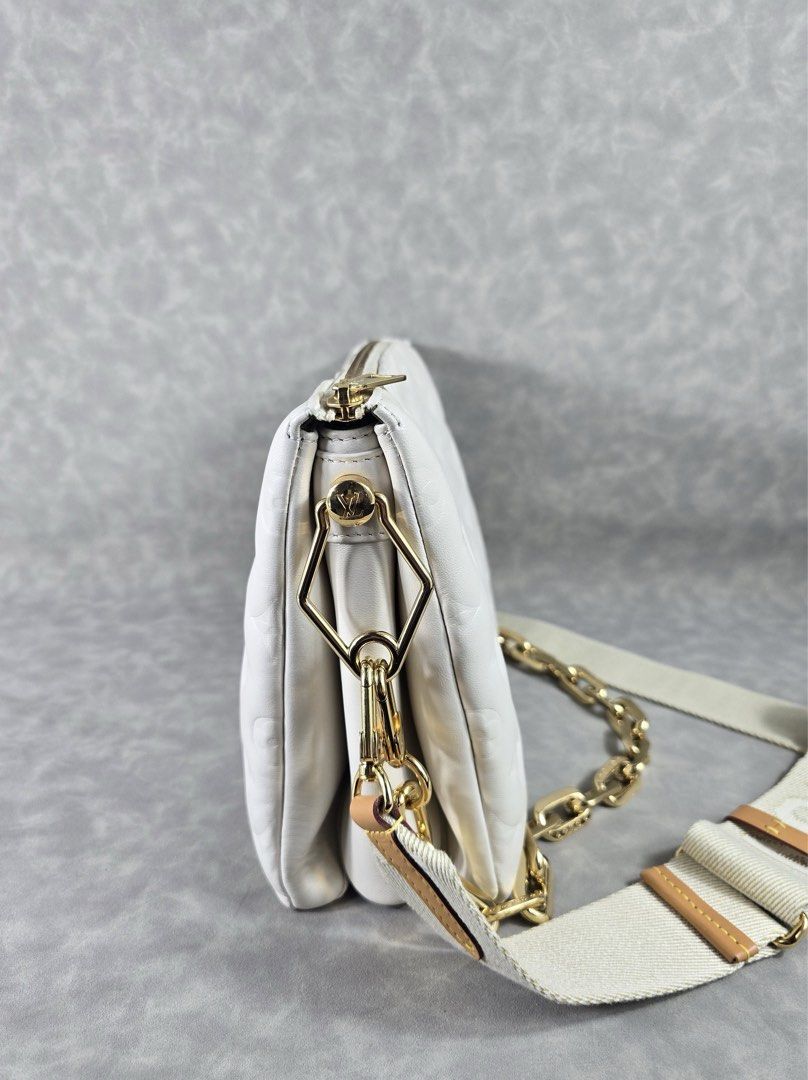 Authentic Louis Vuitton Coussin Cream (Category: Luxury Bags & Wallets) located in Taguig. Submitted by luxchelry (Listing ID 1462584401, Image 3). Description: Coussin Cream (Microchip) ♦️Comes with detachable straps, dustbag, entrupy, box and paperbag ♦️9.5/10 ♦️Any discoloration is due to lighting only. ✨️P89000✨️ 📍Taguig All items are 100% authentic. Money back guarantee if the item is proven fake. Disclaimer: All product names, logos, brand