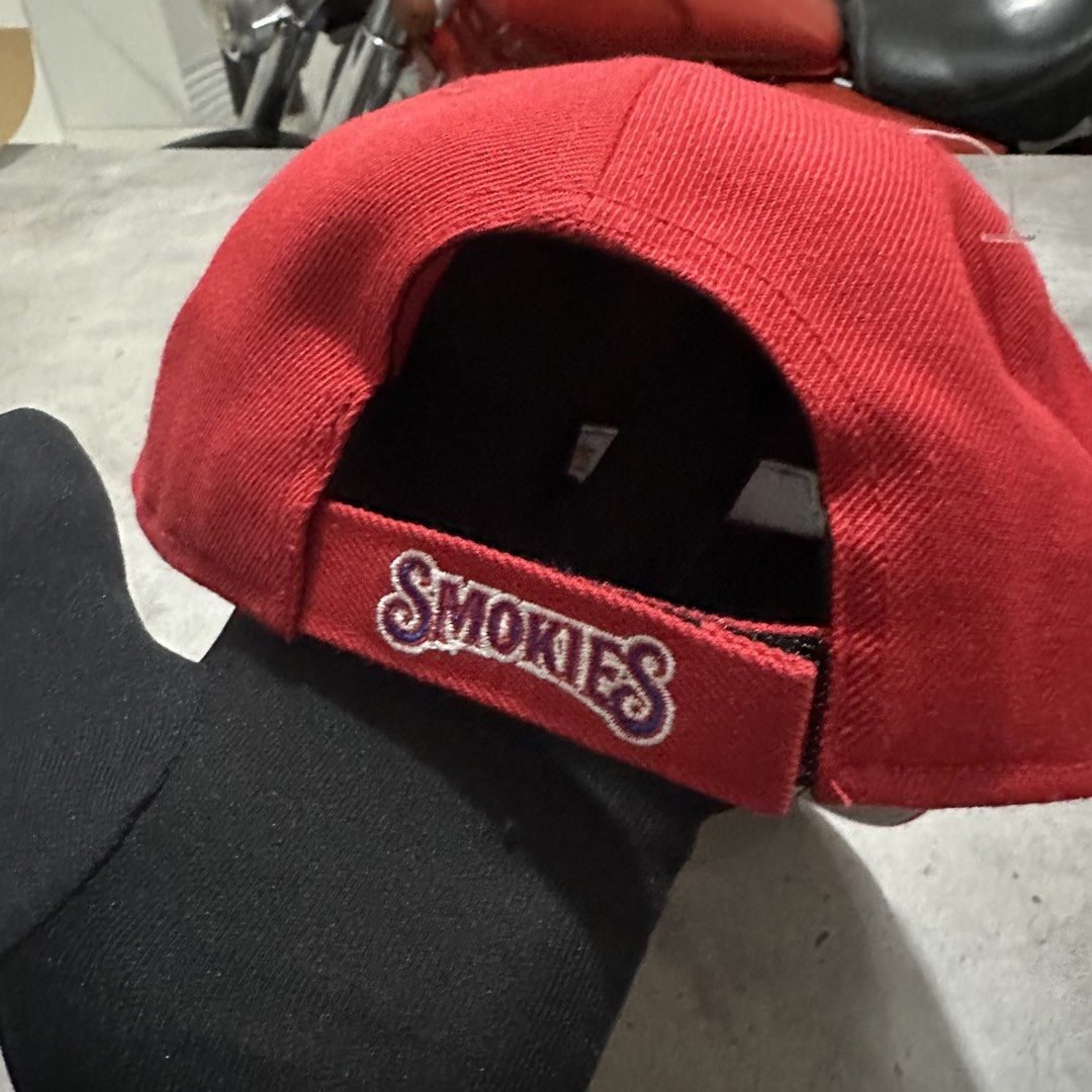 Authentic MiLB Tennessee Smokies '47 Brand Cap - Red (Category: Caps & Hats) located in Manila. Submitted by cold_sk1n (Listing ID 1462492479, Image 3). Description: Slightly nego Up for grabs is an official Minor League Baseball (MiLB) Tennessee Smokies cap by ‘47 Brand. Features the classic Tennessee state outline “S” front embroidery and “SMOKIES” spell-out on the back strap. Solid structured piece with clean, vibrant red fabric. Details: • Br
