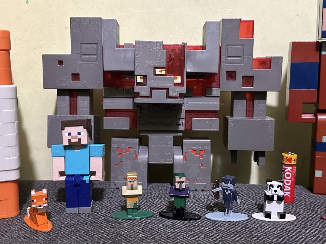 Authentic Minecraft Dungeons figure bundle (Category: Figurines & Statues) located in Manila. Submitted by eiya.love (Listing ID 1462587241, Image 2). Description: all authentic Minecraft Dungeons figure. No breaking of set.