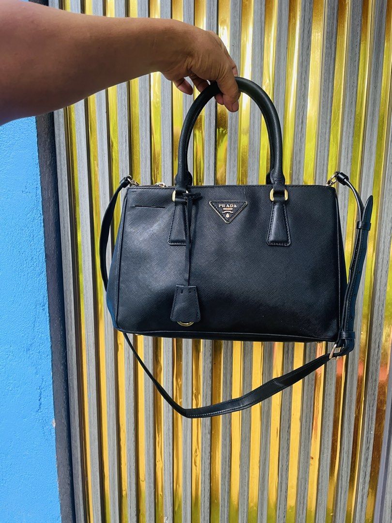 Authentic Prada (Category: Luxury Bags & Wallets) located in Mambajao. Submitted by keysse1432 (Listing ID 1462440993, Image 2). Description: Issue replace strap coach yun strap bilhin nyu nalang ibang strap.❤️🥰 guaranteed orig .
