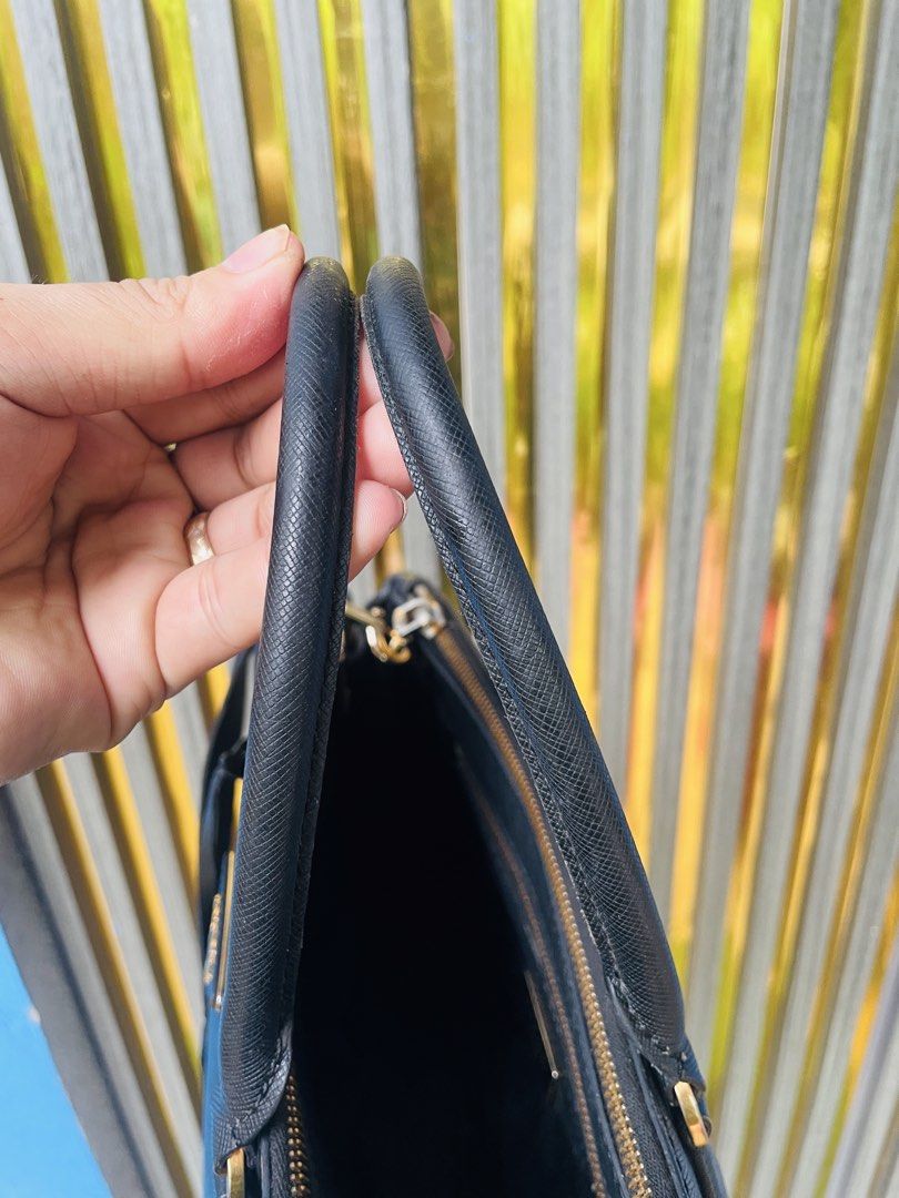 Authentic Prada (Category: Luxury Bags & Wallets) located in Mambajao. Submitted by keysse1432 (Listing ID 1462440993, Image 3). Description: Issue replace strap coach yun strap bilhin nyu nalang ibang strap.❤️🥰 guaranteed orig .