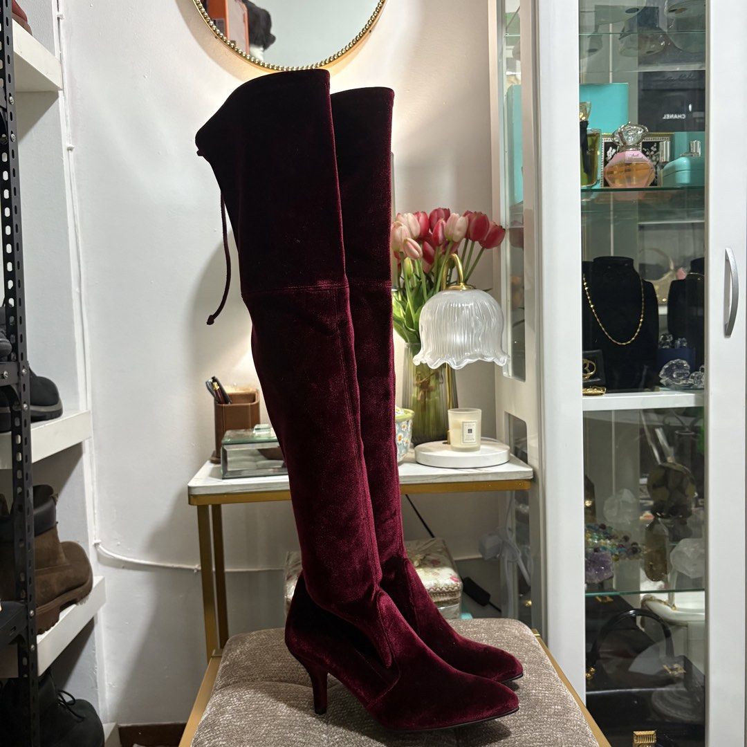 Authentic Stuart Weitman Burgundy Over The Knee Boots (Category: Boots) located in Binangonan. Submitted by makoleksyon (Listing ID 1462481799, Image 1). Description: Excellent condition Like new No flaws Ganda nito sa personal Size 5.5 kasya sa US 6 Made in Spain Bought in Japan 💯% Authentic Money back guarantee .