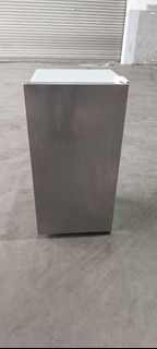 (Category: ) located in . Submitted by cardsbuyer (Listing ID 1462630735, Image 1). Description: .