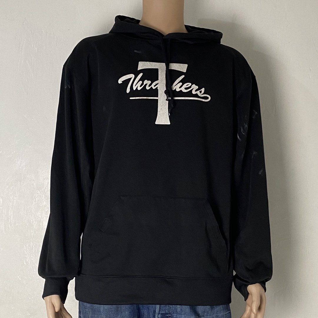BADGER 🧥| Black Casual Pullover Hoodie (Category: Hoodies) located in Bulacan. Submitted by orc.ph (Listing ID 1462579122, Image 3). Description: BADGER 🧥| Black Casual Pullover Hoodie Material Used: 100% Polyester •Black •Oversized •Kangaroo Pouch •White Spellout Across The Chest •Casual Wear •Active Wear •Hood Drawstring Size: 2XL Width: 25 Length: 28 Used Condition. Minor Visible Issue. ISSUE: Un/Washable Stains ⚠️ Note: For Inspo lang po yu