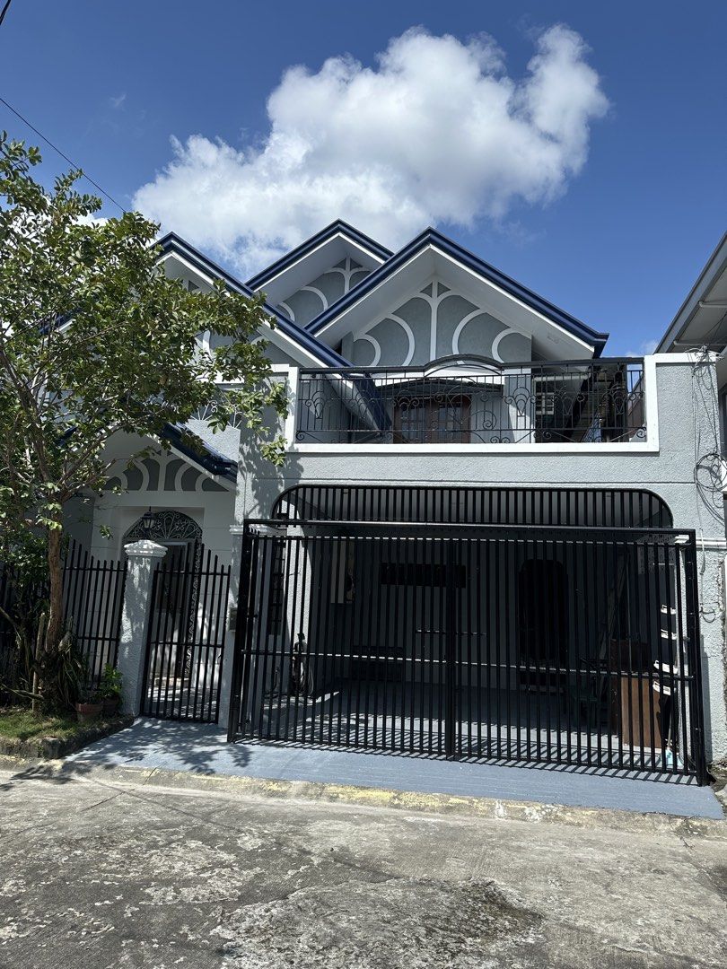 BF Resort Village (Category: House & Lot) located in Manila. Submitted by firmland (Listing ID 1462553230, Image 1). Description: 4 Bedrooms / Maids Room / 3 T&B / Storage Room.