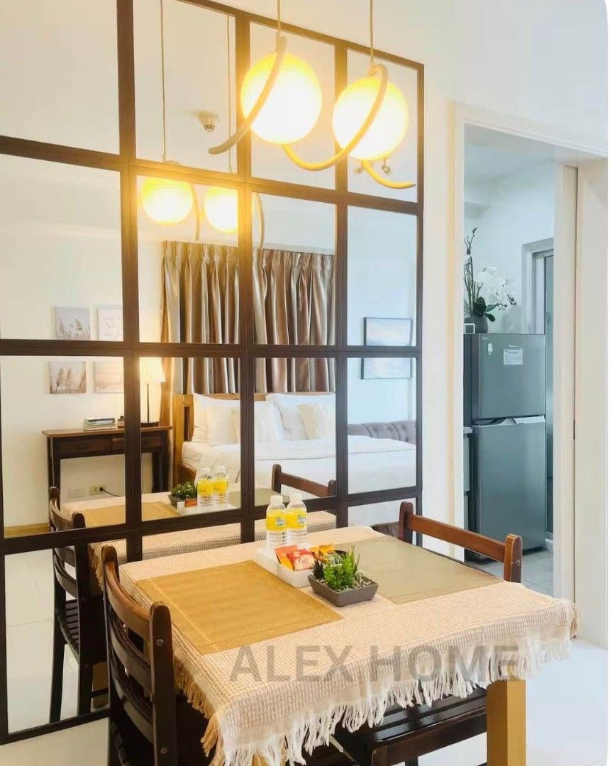 BGC condo unit for Rent (Category: Apartments & Condos) located in Taguig. Submitted by reb_ninz (Listing ID 1462606210, Image 3). Description: South of Market Residences 📍25th Street corner 11th Avenue Bonifacio Global City ✅Studio unit ✅around 42sqm. ✅28K inclusive of association dues ✅Minimum 1 year rent ✅No parking ✅2mons security deposit + 1mon advance Very near to the following: - SM Aura - Market Market - BGC Highstreet - The Finance Cent