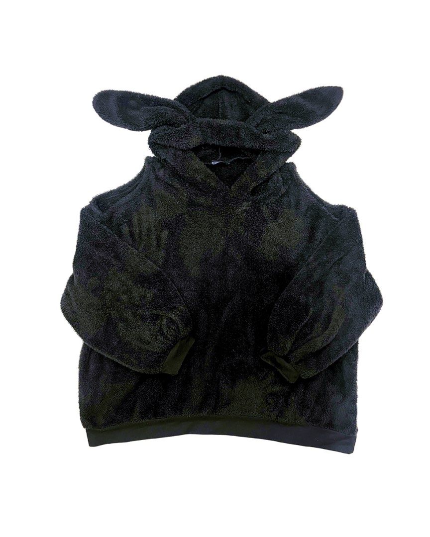 Black Fluffy Hoodie with Bunny Ears (Category: Coats, Jackets and Outerwear) located in Marikina City. Submitted by dowsie.shop4divas (Listing ID 1462556568, Image 1). Description: Box Type Hoodie Oversized - Super soft black hoodie - Features cute bunny ears on the hood - Long sleeves with elastic cuffs - Cozy and warm for lounging or casual wear - Perfect for cute and comfy outfits.