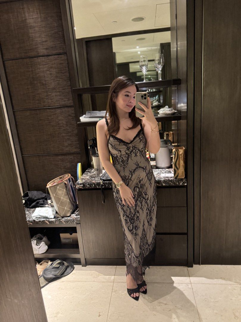 Black Lace Slip Dress (Category: Dresses) located in Manila. Submitted by annchariz (Listing ID 1462634856, Image 1). Description: - Long black lace slip dress - Delicate spaghetti straps - Sheer lace overlay with a solid lining - Hem features a beautiful lace trim - Ideal for a night out or special occasion - Worn only once 450✨ For lalamove/angkas c/o the buyer Putatan Muntinlupa 📍.
