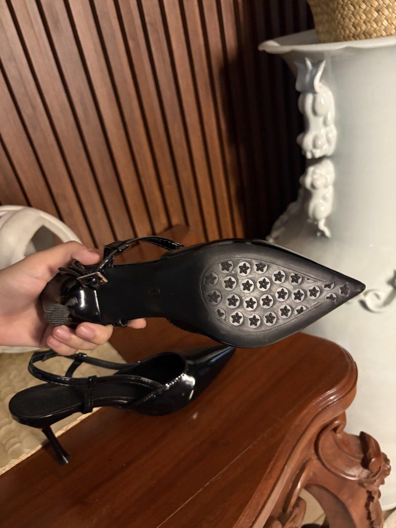 Black Patent Slingback Heels (Category: Heels) located in Cainta. Submitted by efimoroll (Listing ID 1462626788, Image 3). Description: chic black heels (used once for my graduation) comfy for walking - Sleek black patent slingback heels - Perfect for dressing up or down.