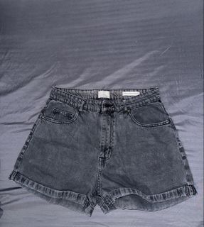 (Category: ) located in . Submitted by trxfy (Listing ID 1462454318, Image 1). Description: .
