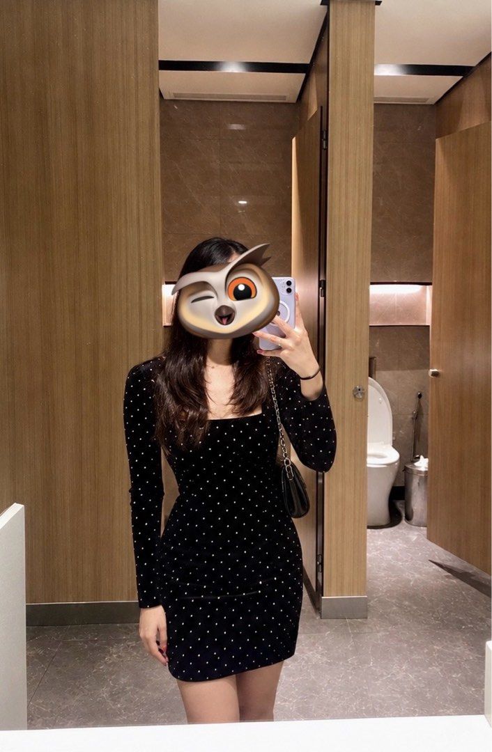 Black Velvet Mini Dress with studs (Category: Dresses) located in Cavite. Submitted by helloize (Listing ID 1462582268, Image 1). Description: Used once for like an hour lang 😅 No issue. .