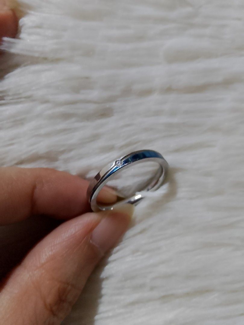 Bless 316L ring (Category: Jewelry) located in Manila. Submitted by jym008 (Listing ID 1462478128, Image 1). Description: 5,489 yen bili ko dito selling for only 380+ sf size 8 pwede sa lalaki or babae super nice in person.