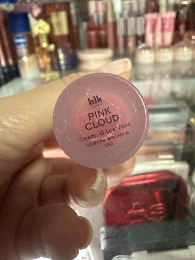 Blk all over pain Pink Cloud (Category: Makeup) located in Paranaque City. Submitted by wakeupnmakeup.ph (Listing ID 1462651094, Image 2). Description: Used once full size.