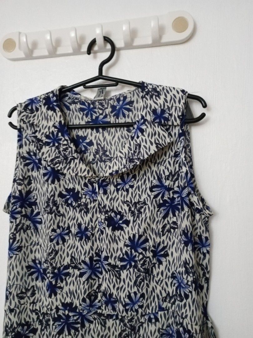 Blue floral dress (Category: Dresses) located in Marikina City. Submitted by airapreloved091826 (Listing ID 1462475458, Image 2). Description: .