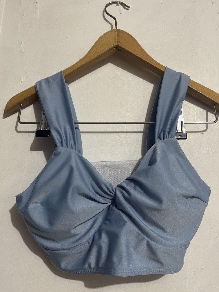 BLUE TOP SIZE SMALL (Category: Blouses) located in Makati City. Submitted by girlydy (Listing ID 1462648341, Image 1). Description: .