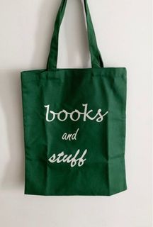 (Category: ) located in . Submitted by mybooksnstuffs (Listing ID 1462502318, Image 1). Description: .