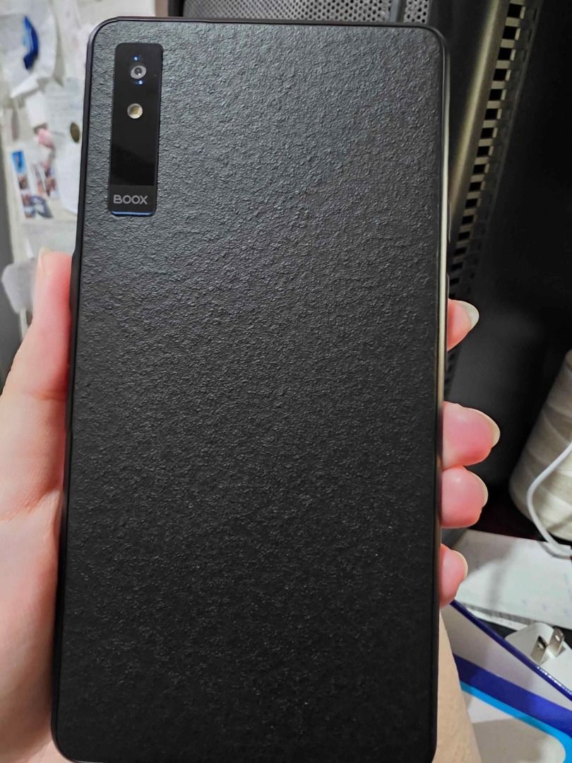 BOOX Palma 2 Pro (E-Book Reader) (Category: E-Readers) located in Daet. Submitted by JAOS123 (Listing ID 1462515040, Image 2). Description: Color: Black Date of Purchase: November 2025 (No warranty) Issue: Protective case with scratch (See pictures). RAM & Storage: 8GB (RAM) 128GB (STORAGE, without SD Card) Stylus, SD Card, and Cable are NOT included. Selling the device and protective case only. Please manage your expectations, I'm not selling br