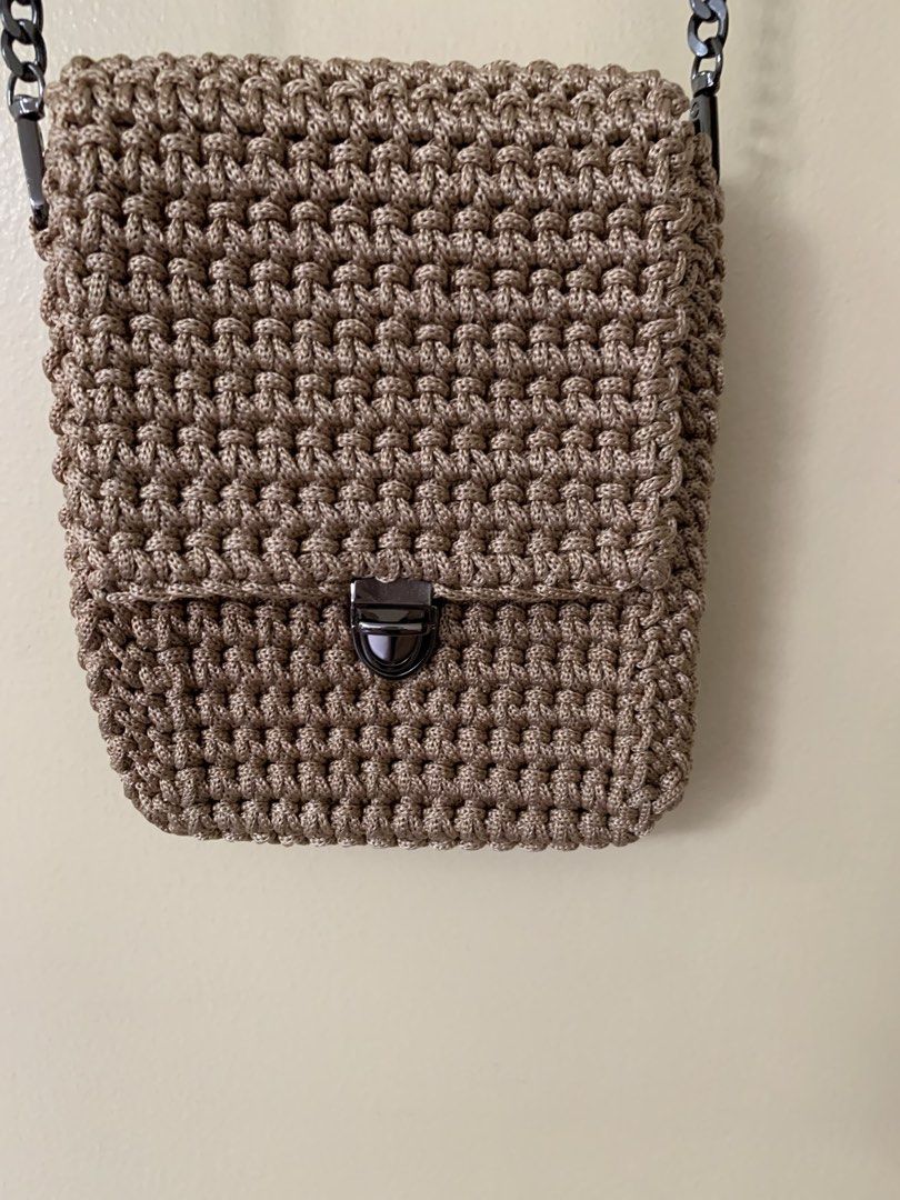 Brand new cross body bag (Category: Cross-body Bags) located in Marikina City. Submitted by projectsparkjoy (Listing ID 1462502876, Image 2). Description: Beige/Khaki Sling bag Brand new No brand Can fit cellphone .