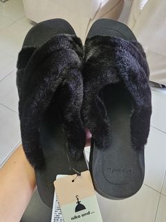 (Category: ) located in . Submitted by saynotofakes (Listing ID 1462520392, Image 1). Description: .