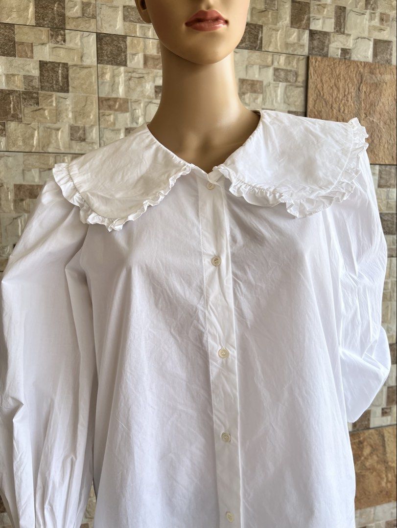 BRANDNEW SANDRO - PETER PAN LONGSLEEVES (Category: Longsleeves) located in Bacolod City. Submitted by timelessbyjosh (Listing ID 1461707044, Image 2). Description: BEST FOR CASUAL OUTFITS SIZE : ACTUAL COLOR : WHITE COLOR RATE : 10 OUT OF 10 CONDITION : BRANDNEW MATERIAL : 100 % COTTON MADE IN : BULGARIA FLAWS : NONE DIMENSIONS LENGTH - 25 ( FRONT ) & 27. 5 ( BACK ) WIDTH ( ARMPIT TO ARMPIT ) - 21 SHOULDER TO SHOULDER - 19 SLEEVE LENGTH ( ARMPIT 