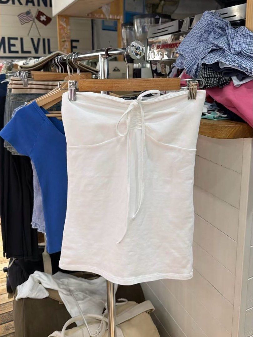 Brandy Melville White ruched top (Category: Sleeveless) located in Taguig. Submitted by aandco. (Listing ID 1462477497, Image 1). Description: - top part is double lined - worn Once - Last Price - BGC area.
