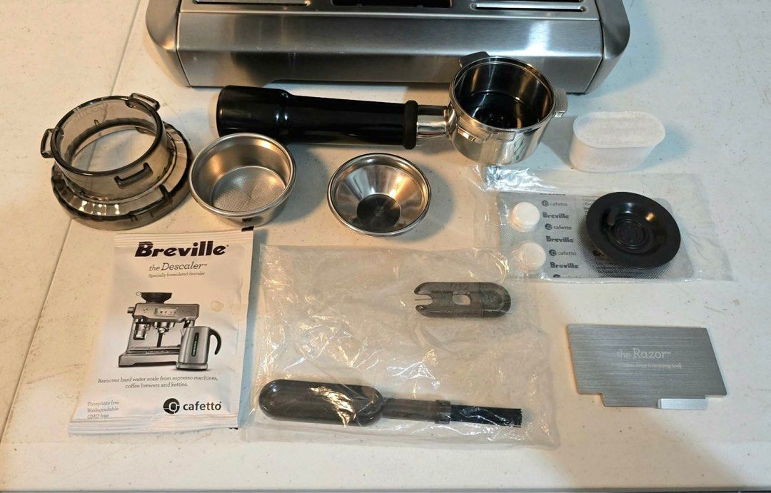 Breville Barista Express Espresso Machine (Category: Coffee Machines & Makers) located in Rizal. Submitted by mikz_1303 (Listing ID 1462476268, Image 3). Description: Breville Barista Express Espresso Machine Australian mall pull out Used as display/demo unit 220V Model:BES875 with box Inclusion Portafilter 3 filter cups Descaling liquid 2 cleaning tablet Milk Pitcher Tamper Good as new .